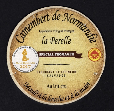 camembert-449